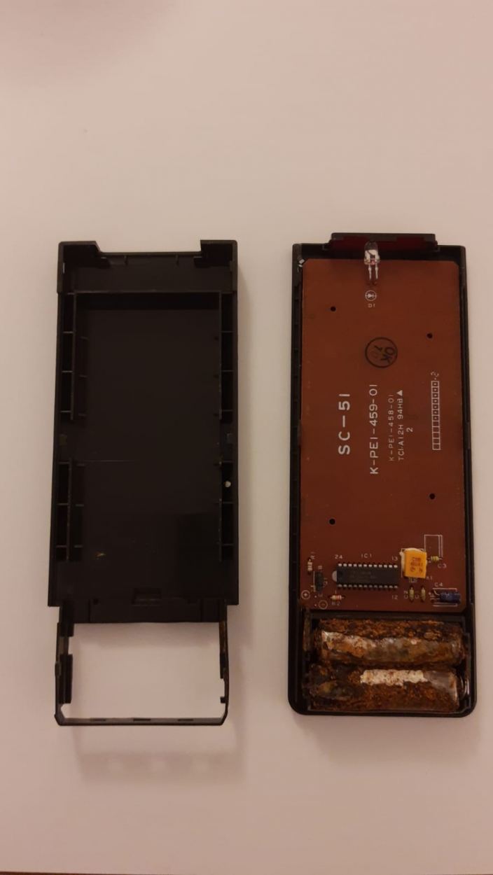 Sony RM-D690 wylane baterie
