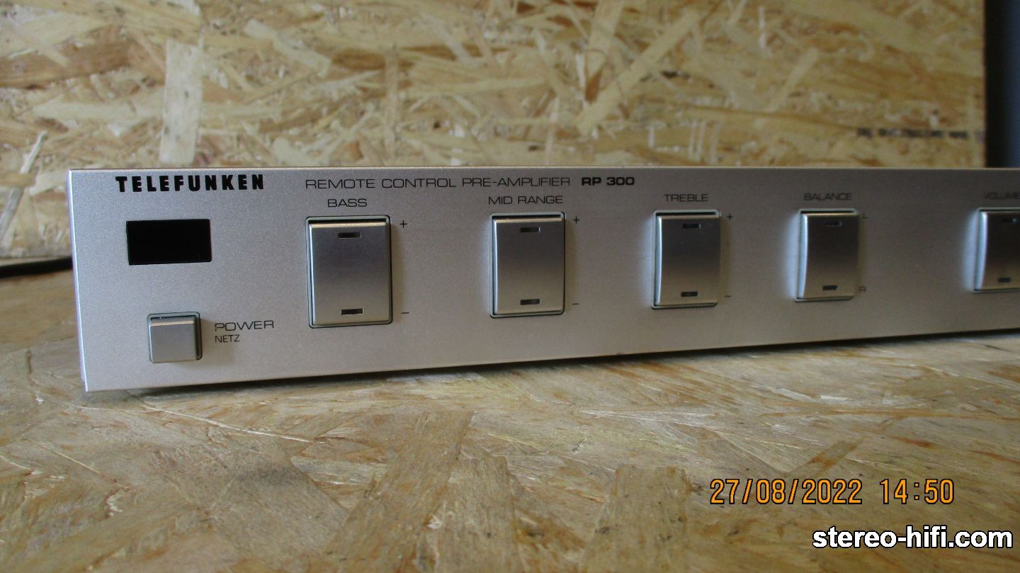 Telefunken RP 300 front tone switch.JPG