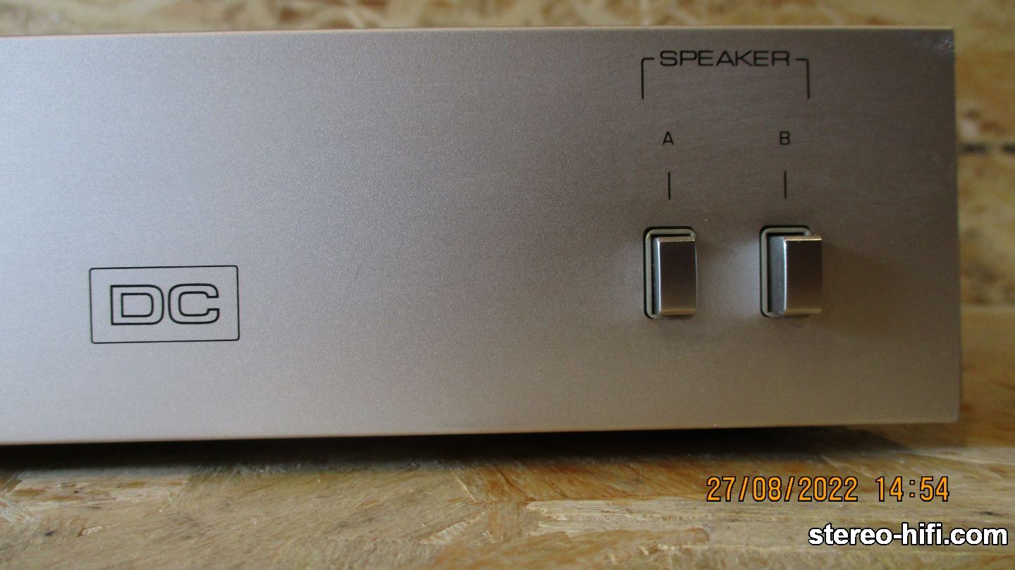 Telefunken RM 300 front - speakers switch.JPG